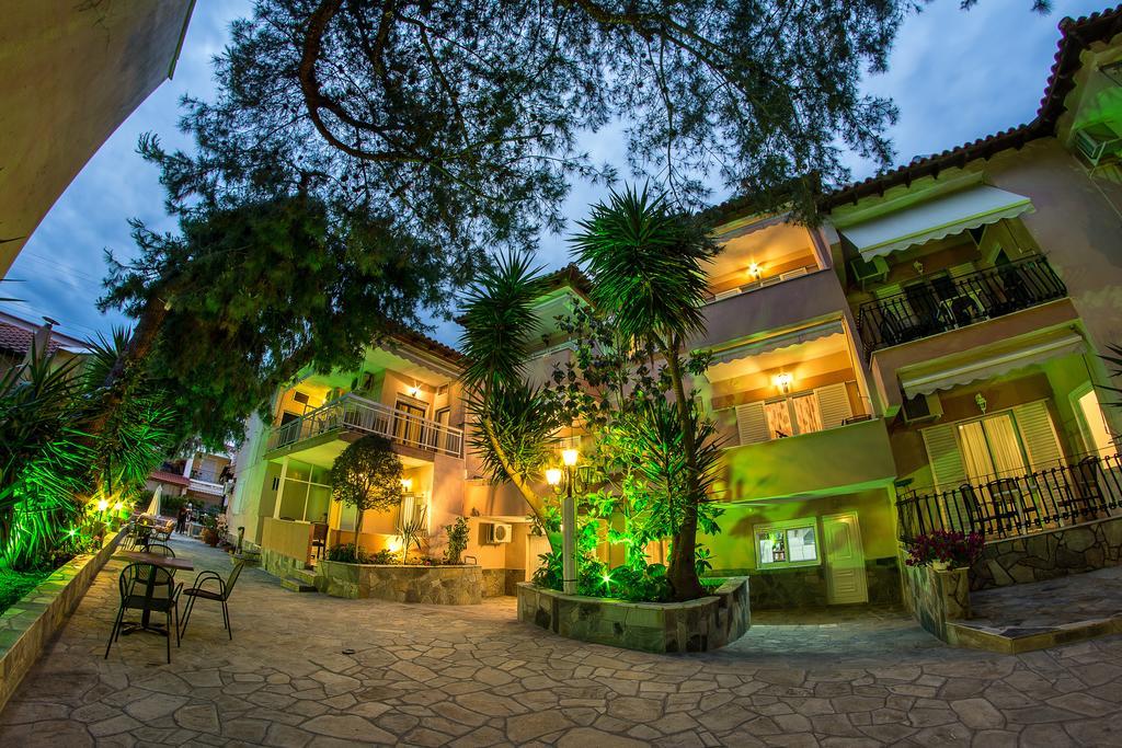 Jolandas House Toroni Luaran gambar
